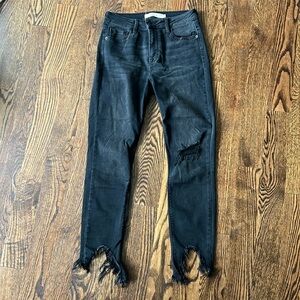 Hidden black skinny jeans